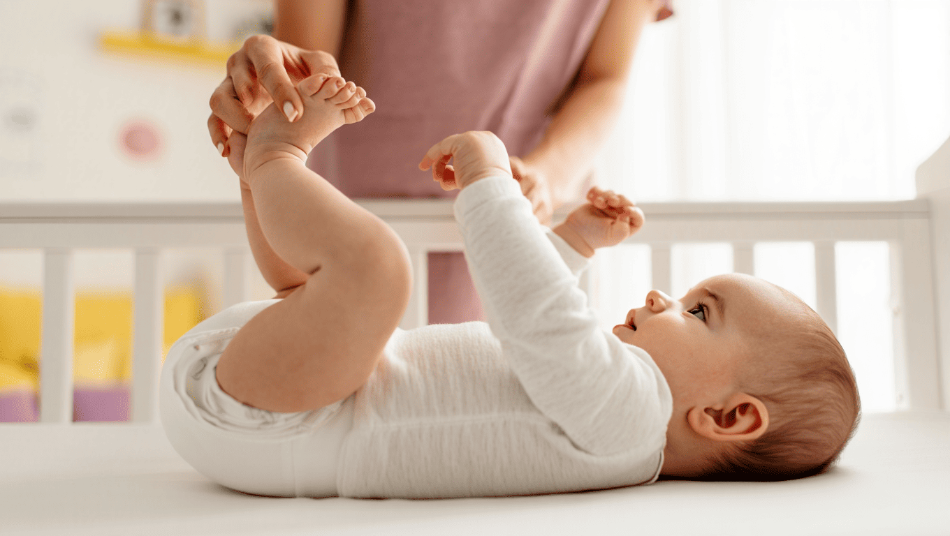 Emmaillotage bébé sommeil - Mon guide pratique & avis