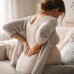 découvrez pourquoi le mal de dos est un symptôme fréquemment ignoré dans le cas du déni de grossesse et comment mieux le reconnaître pour agir à temps.