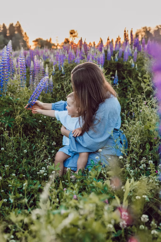 Maternité sereine : Comment composer une trousse de beauté naturelle et responsable ?