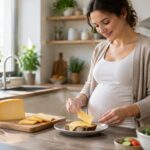 gouda et grossesse : découvrez si ce fromage est sans risque, les précautions à prendre et comment le consommer en toute sécurité pendant la grossesse.
